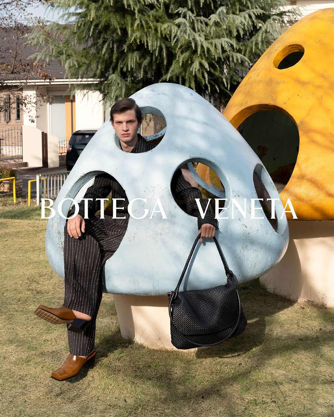 BOTTEGA VENETA SUMMER 24系列正式发布— Amazedaily BOTTEGA VENETA SUMMER 24系列正式发布— Amazedaily